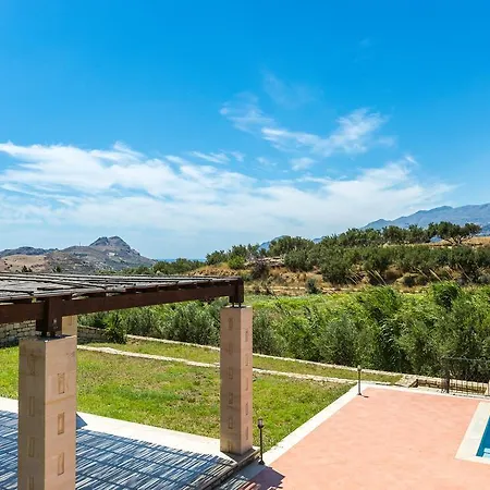 Poseidon Villa, Nestled In The Picturesque South, By Thinkvilla Lefkogeia